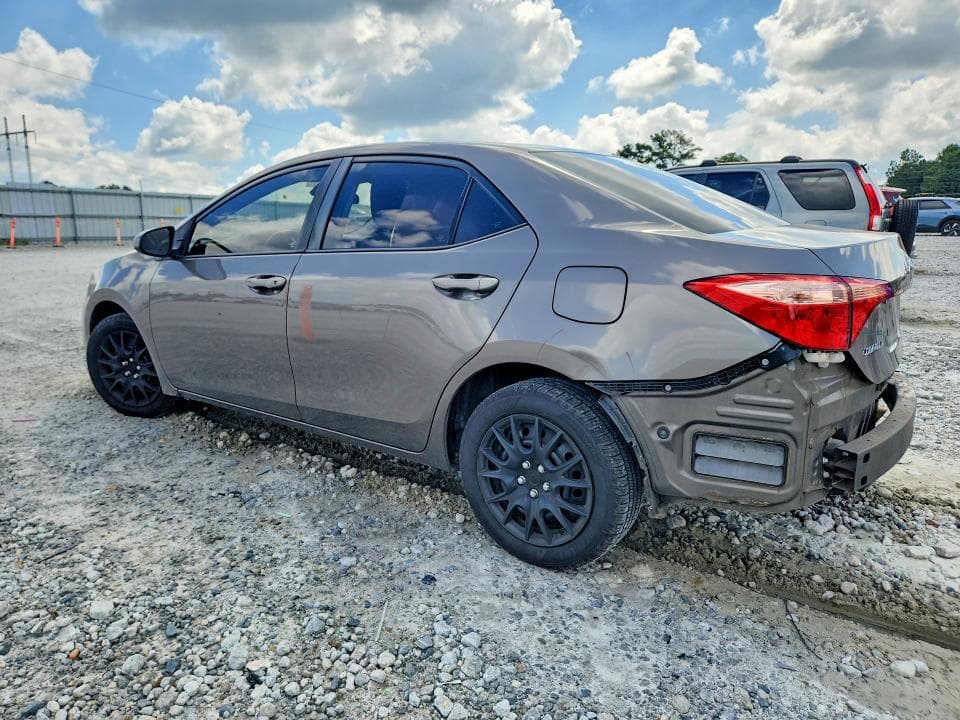 2017 TOYOTA COROLLA 2