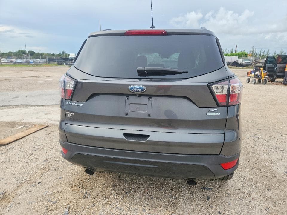 2018 FORD ESCAPE SE 6