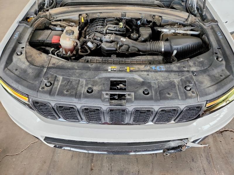 2021 JEEP GRAND CHEROKEE L LAREDO 12