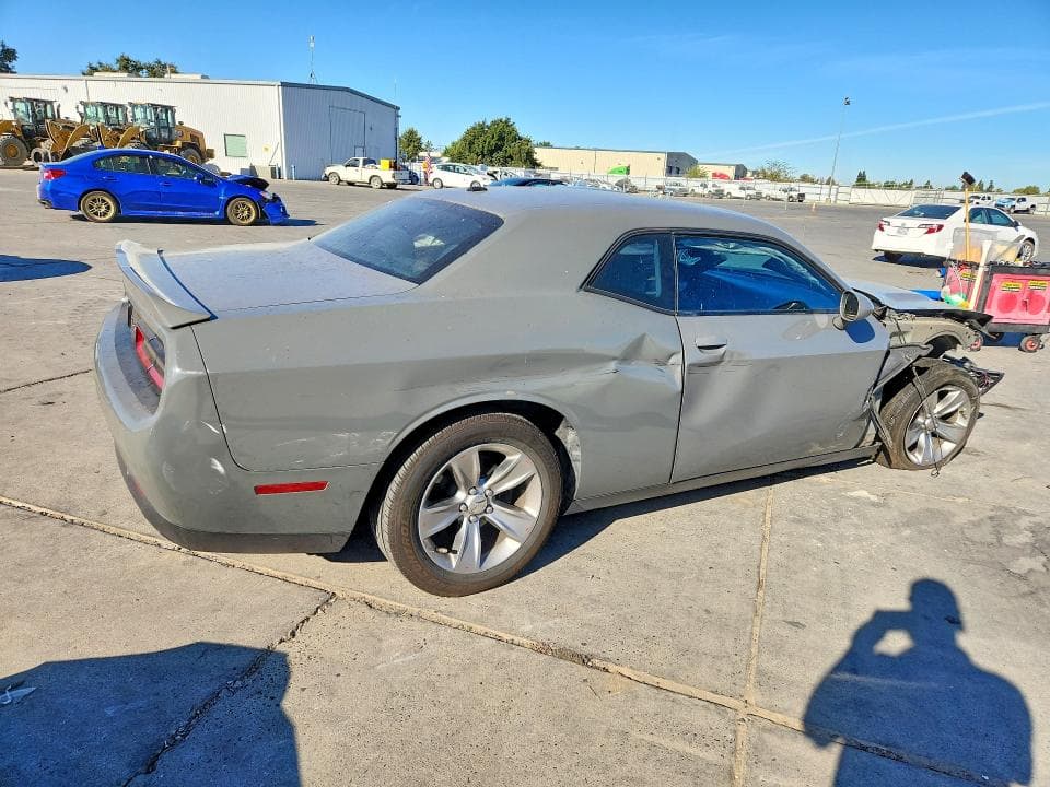 2018 DODGE CHALLENGER SXT 3