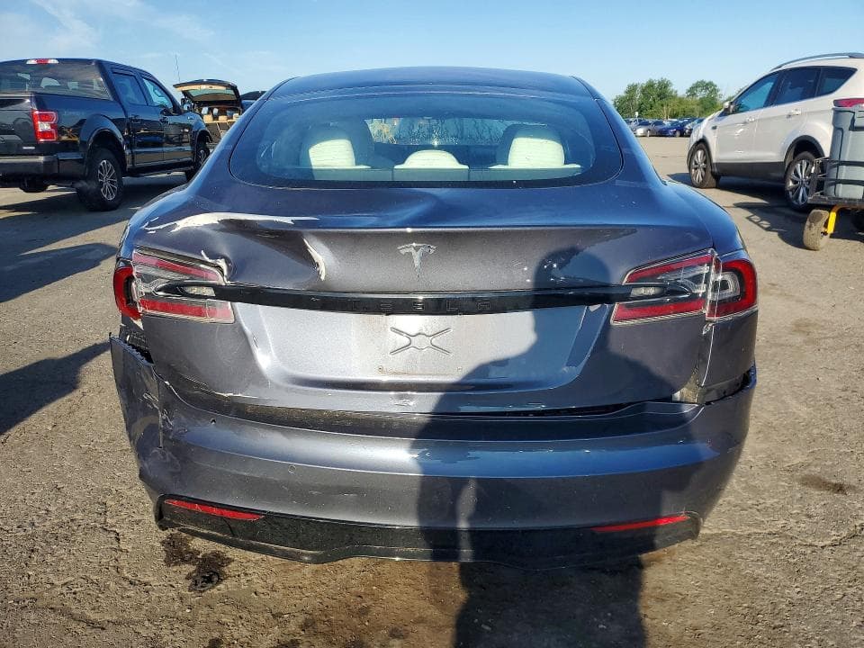 2021 TESLA MODEL S 6