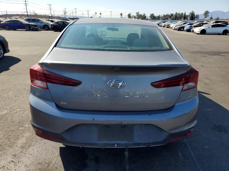 2019 HYUNDAI ELANTRA SE 6