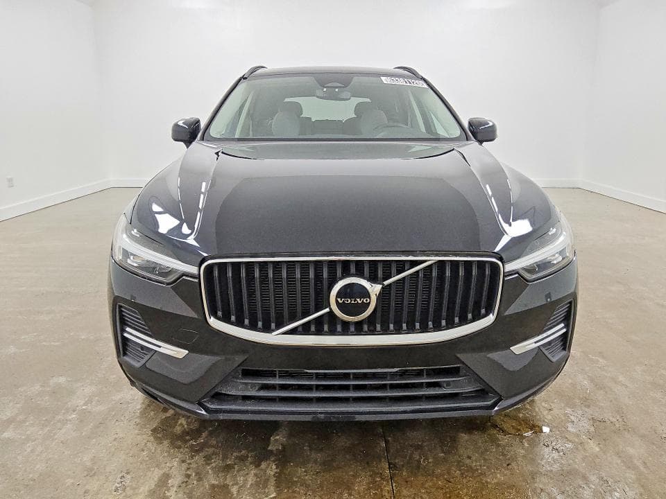 2022 VOLVO XC60 B5 MOMENTUM 5