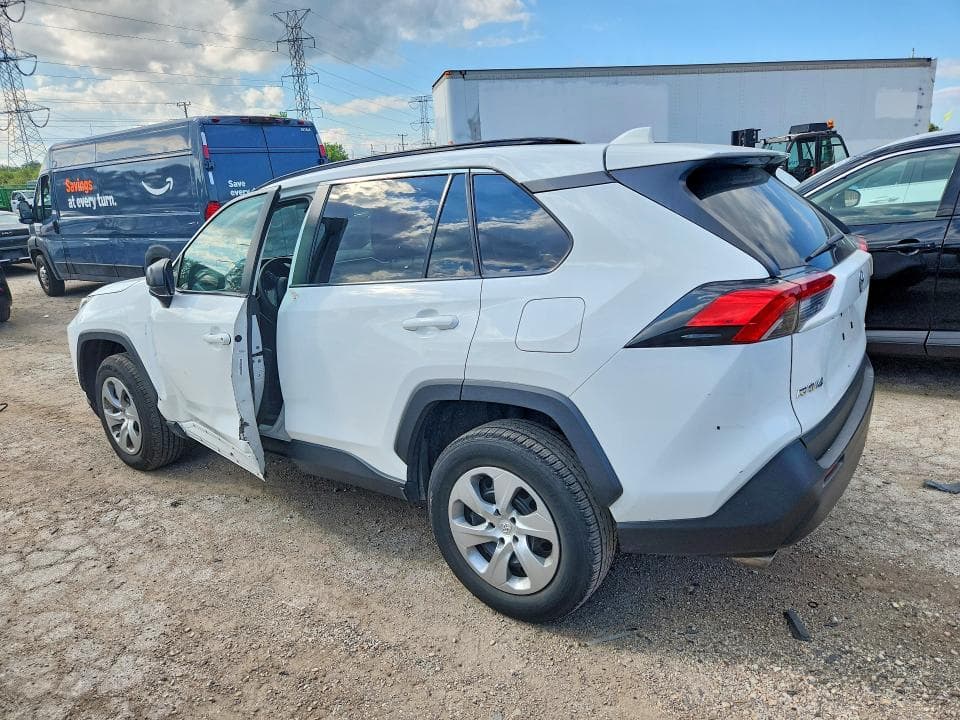 2021 TOYOTA RAV4 LE 2