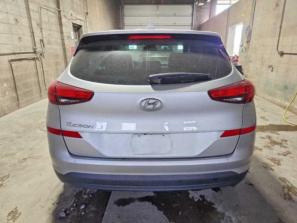2020 HYUNDAI TUCSON SE 6