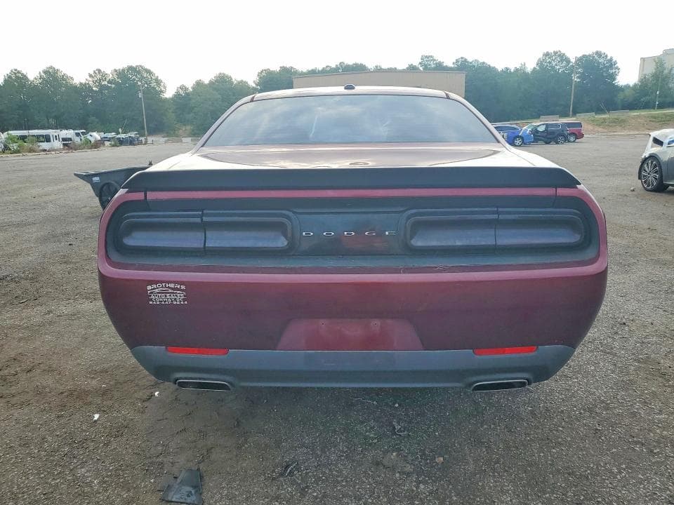 2017 DODGE CHALLENGER SXT 6