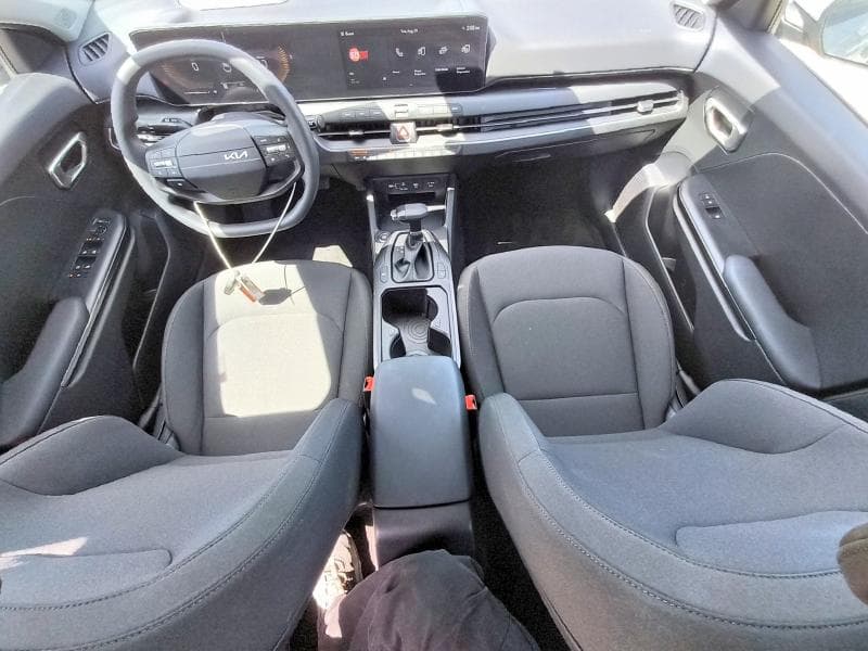 2026 KIA K4 LXS 8