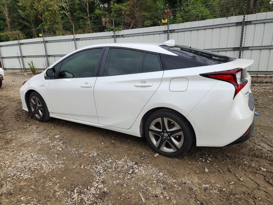 2022 TOYOTA PRIUS XLE 2