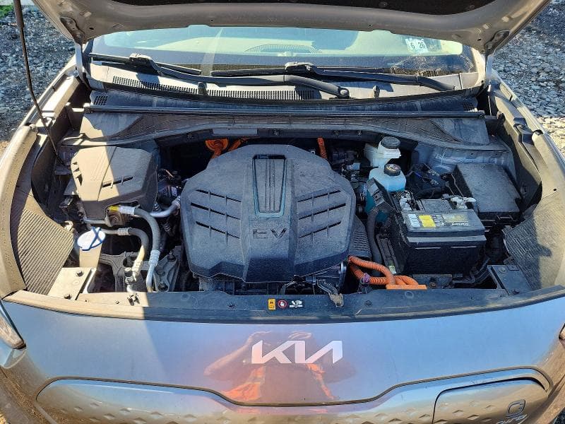 2022 KIA NIRO EV S 11