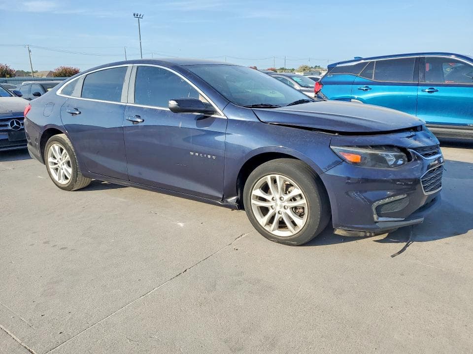 2017 CHEVROLET MALIBU LT 4