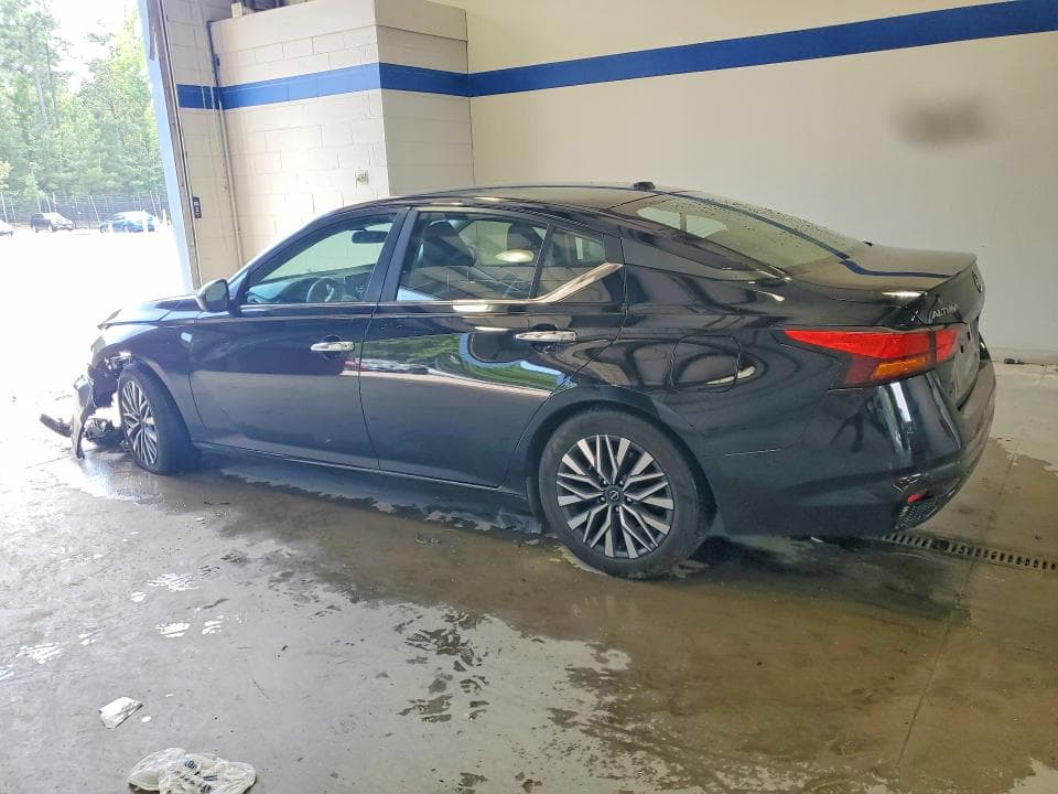 2025 NISSAN ALTIMA SV 2