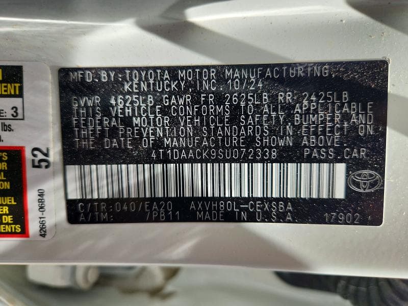 2025 TOYOTA CAMRY SE 12