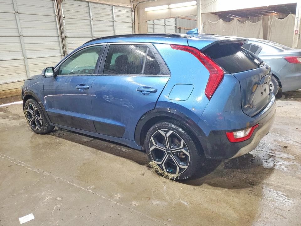 2023 KIA NIRO EX 2
