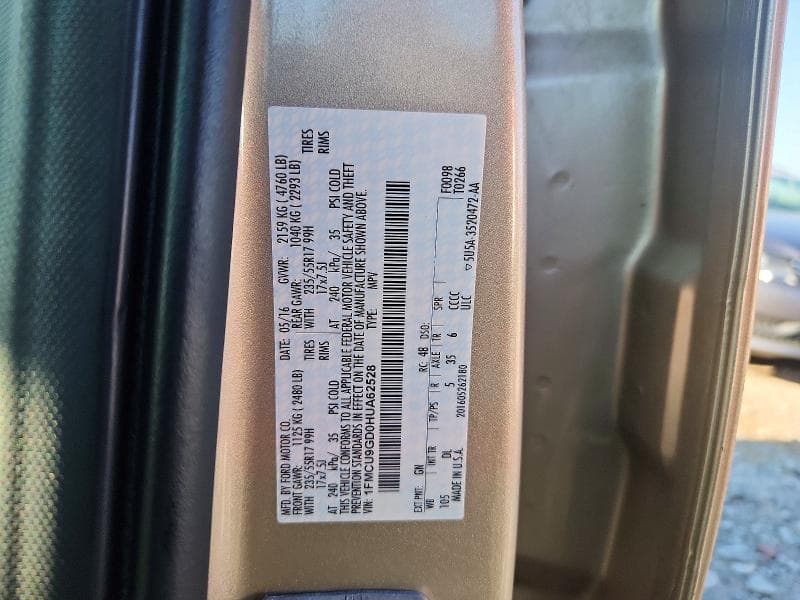 2017 FORD ESCAPE SE 12
