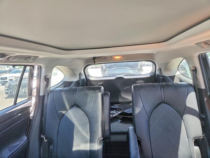 2020 TOYOTA HIGHLANDER PLATINUM 10