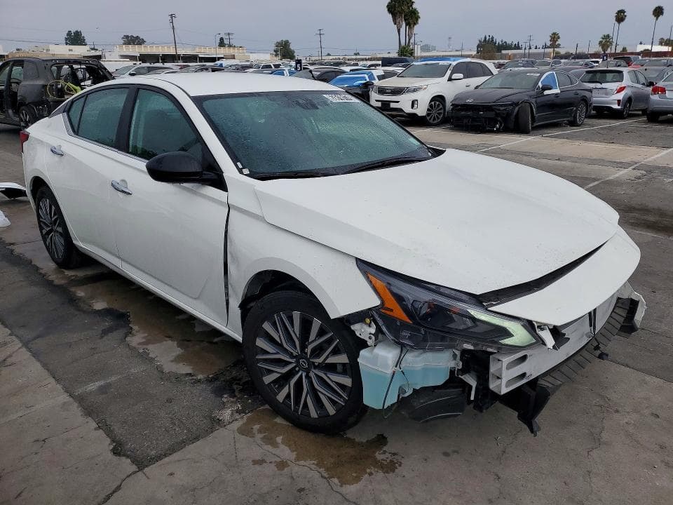 2025 NISSAN ALTIMA SV 4