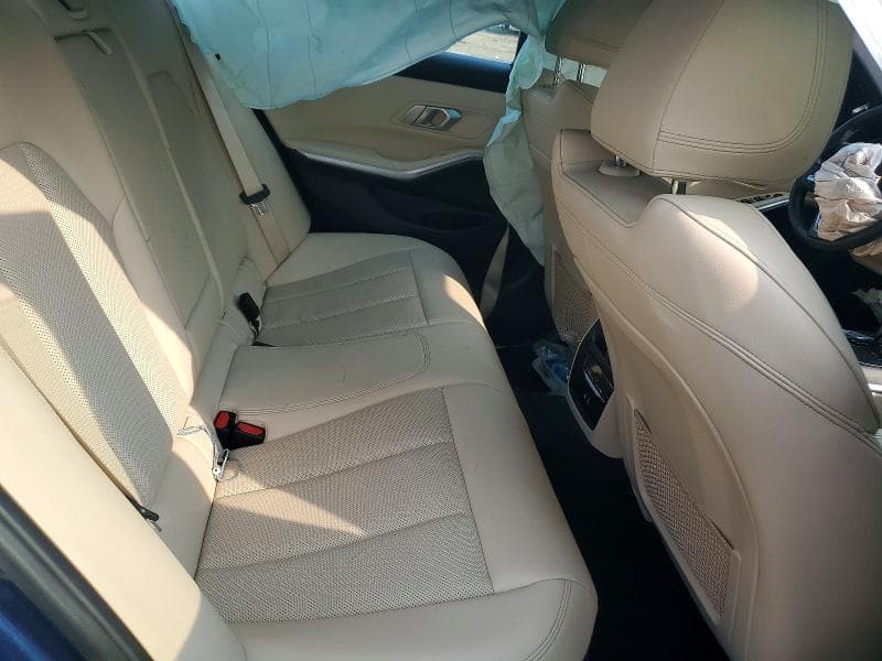 2022 BMW 330XI 10