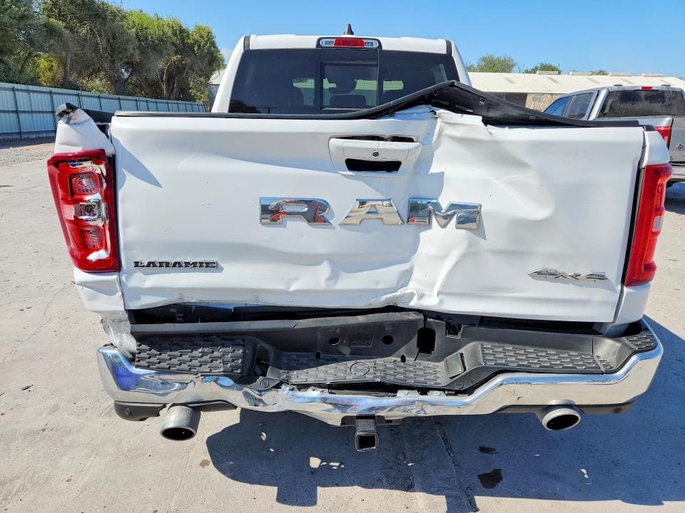 2025 RAM 1500 LARAMIE 6
