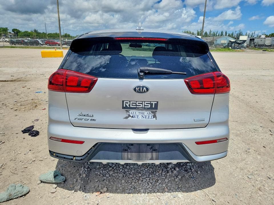 2017 KIA NIRO FE 6