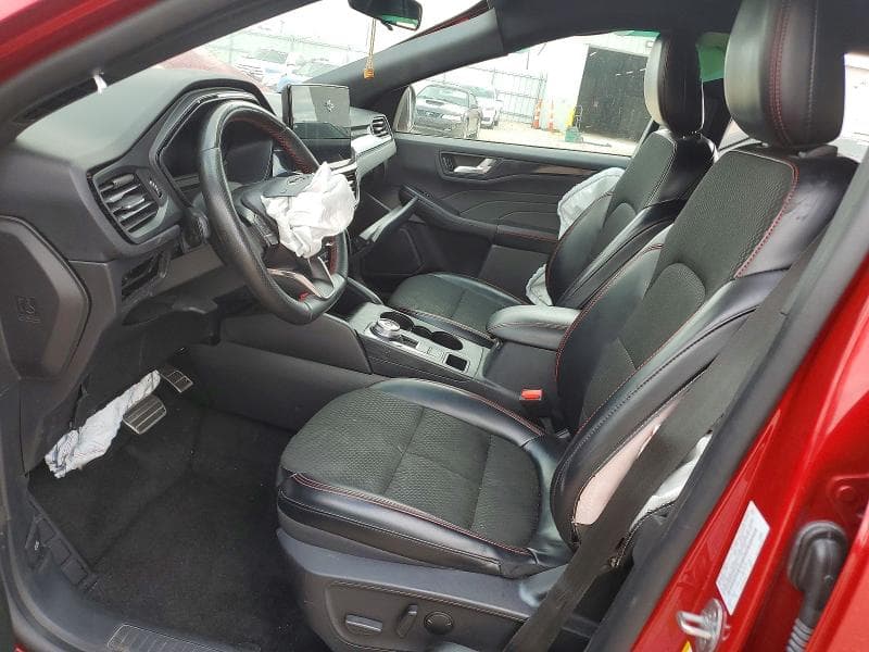 2024 FORD ESCAPE ST LINE 7