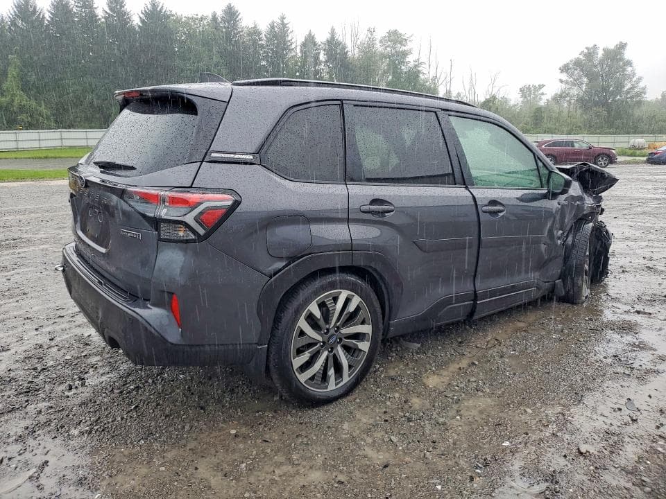2025 SUBARU FORESTER TOURING 3