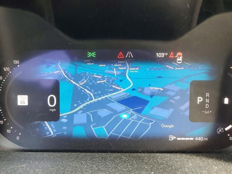 2024 VOLVO XC40 PLUS 9
