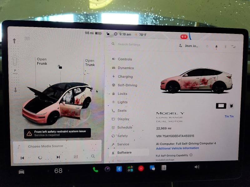 2026 TESLA MODEL Y 9