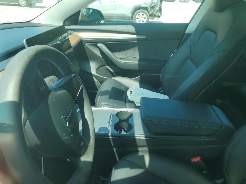 2022 TESLA MODEL 3 8