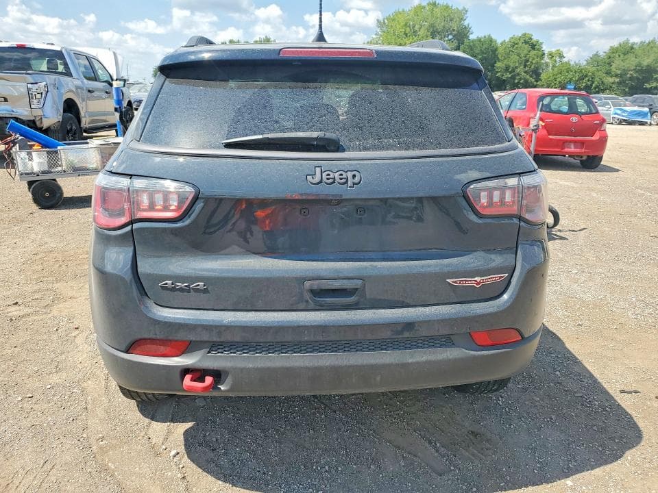 2017 JEEP COMPASS TRAILHAWK 6