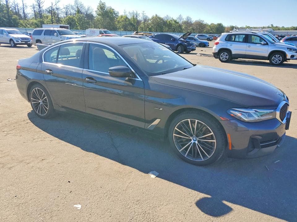 2022 BMW 530XE 4