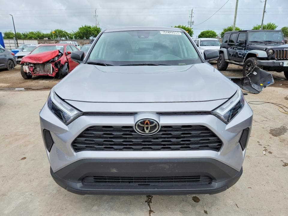 2025 TOYOTA RAV4 LE 5