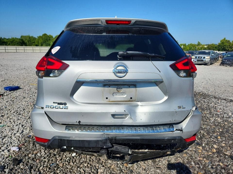 2017 NISSAN ROGUE SL 6