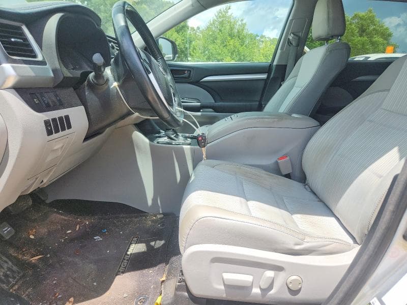 2017 TOYOTA HIGHLANDER LE PLUS 7