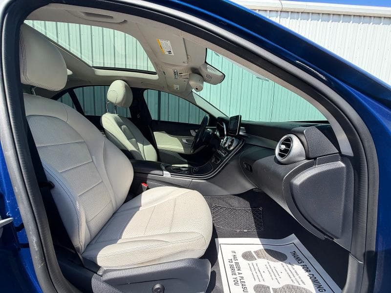 2017 MERCEDES-BENZ C 300 4MATIC 5