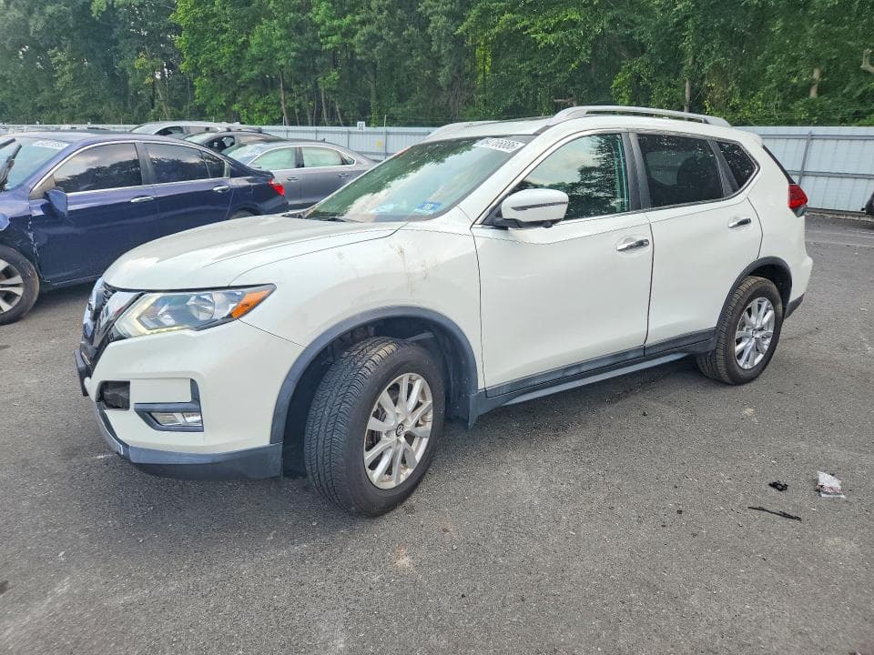 2017 NISSAN ROGUE SV