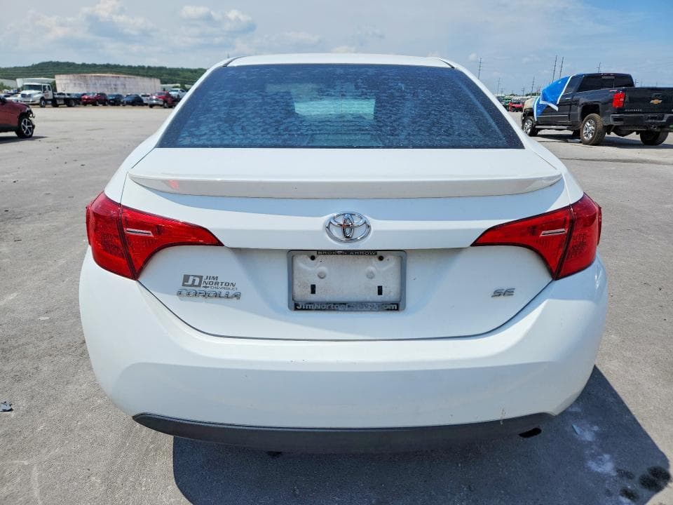2017 TOYOTA COROLLA SE 6