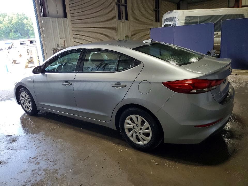 2017 HYUNDAI ELANTRA SE 2