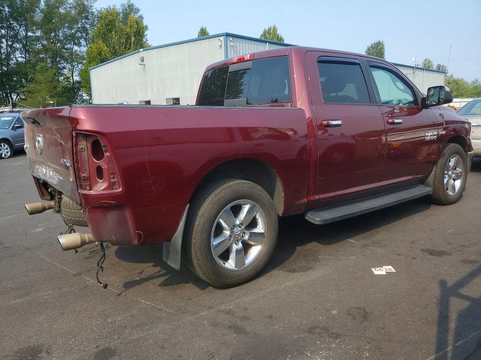 2017 RAM 1500 SLT 3