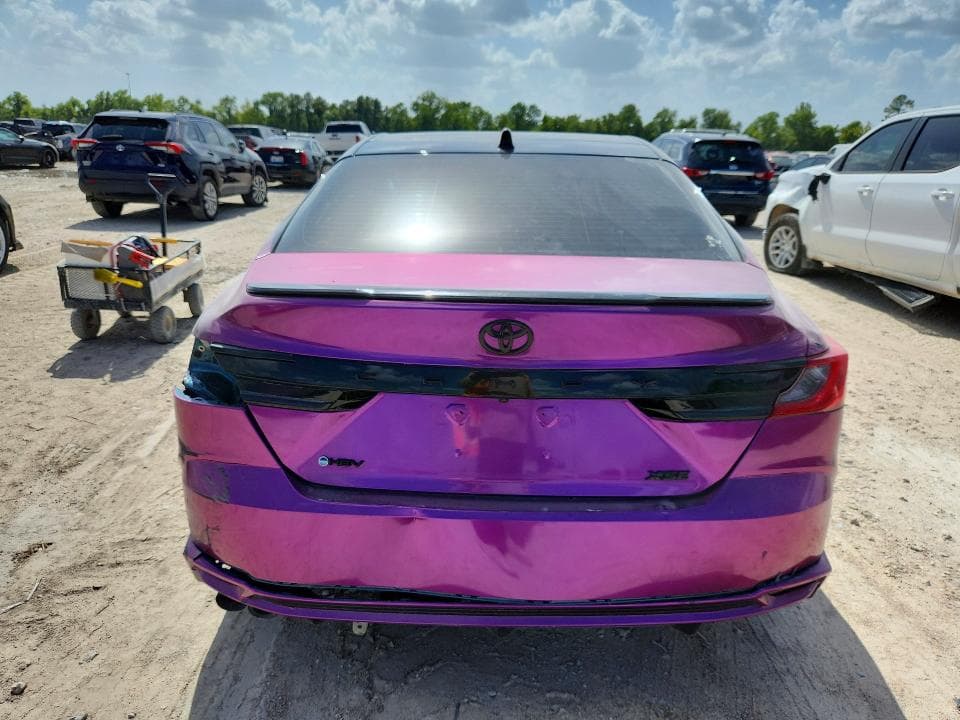 2025 TOYOTA CAMRY XSE 6
