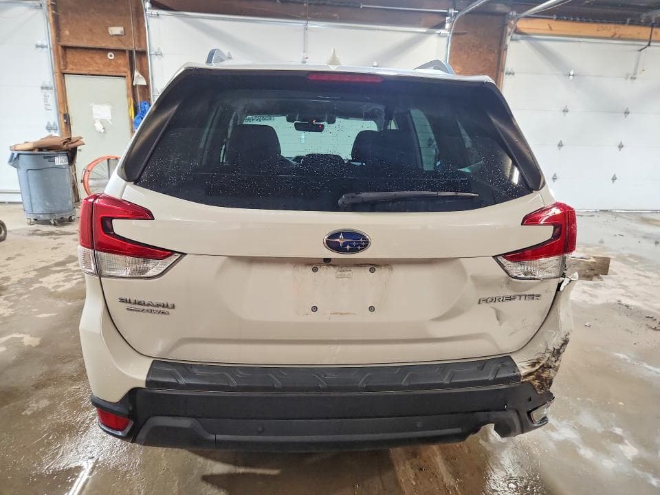 2021 SUBARU FORESTER LIMITED 6