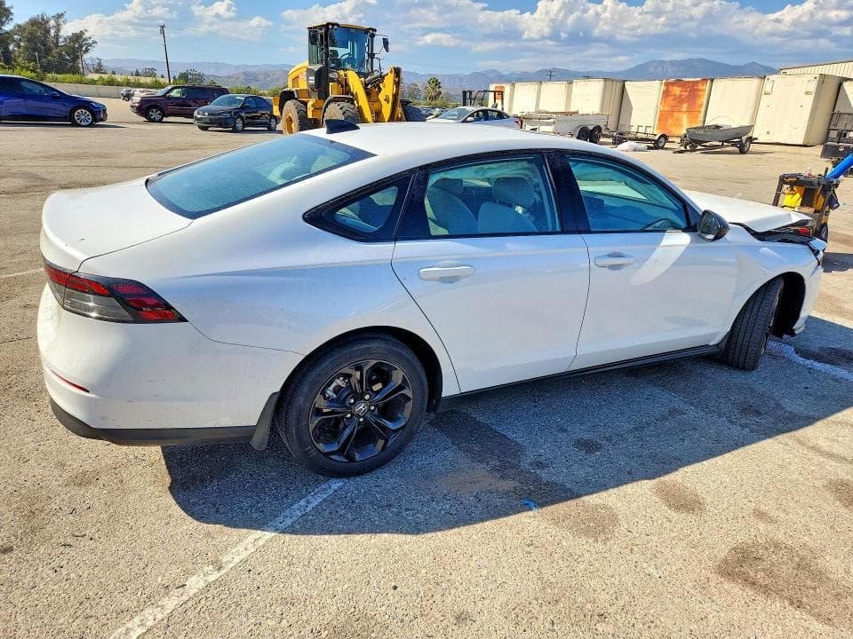 2025 HONDA ACCORD SE 3