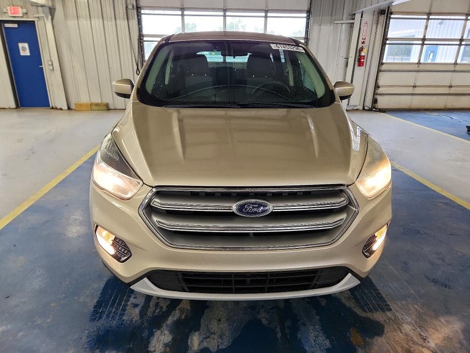 2017 FORD ESCAPE SE 5