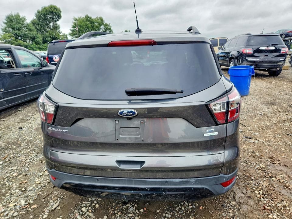 2017 FORD ESCAPE SE 6
