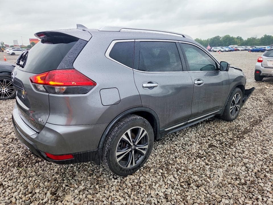 2017 NISSAN ROGUE SL 3
