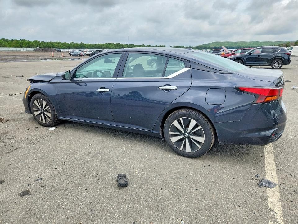 2019 NISSAN ALTIMA SV 2