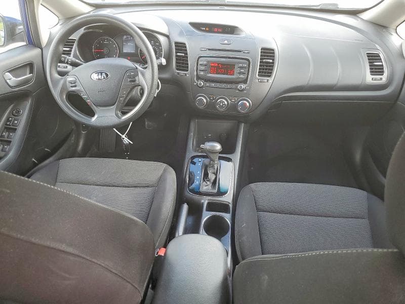 2017 KIA FORTE LX 8