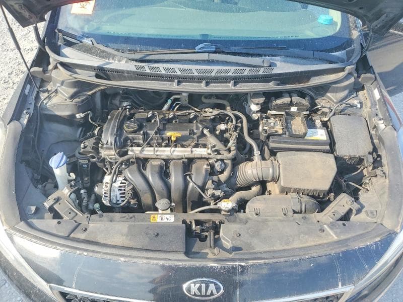 2017 KIA FORTE LX 11