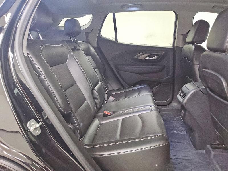 2022 GMC TERRAIN SLT 11