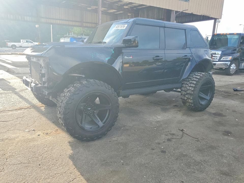 2024 FORD BRONCO OUTER BANKS - 1