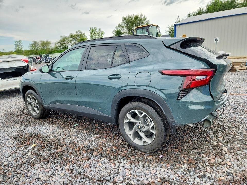 2025 CHEVROLET TRAX 1LT 2